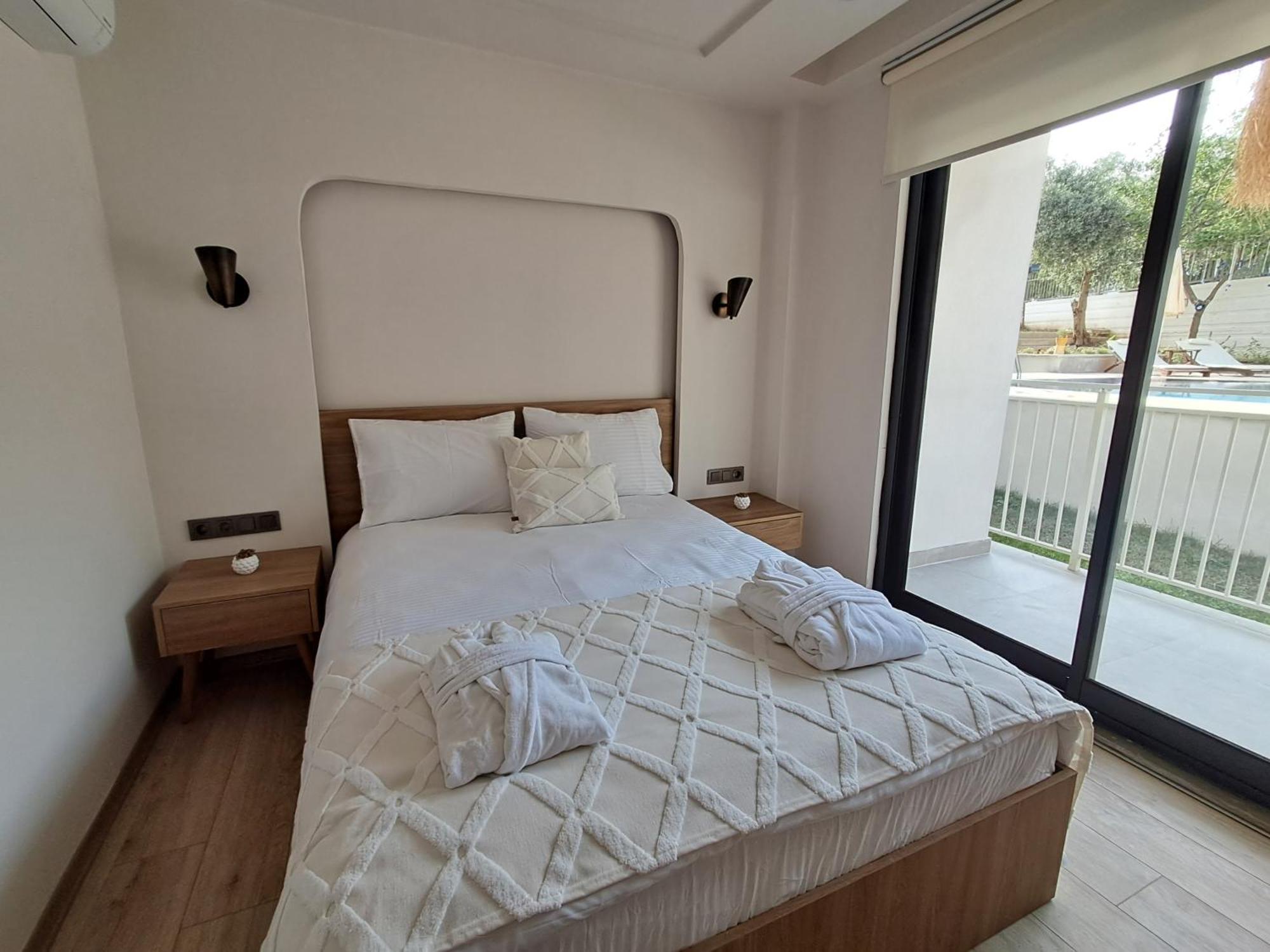 Oregano Suites Side Exteriér fotografie