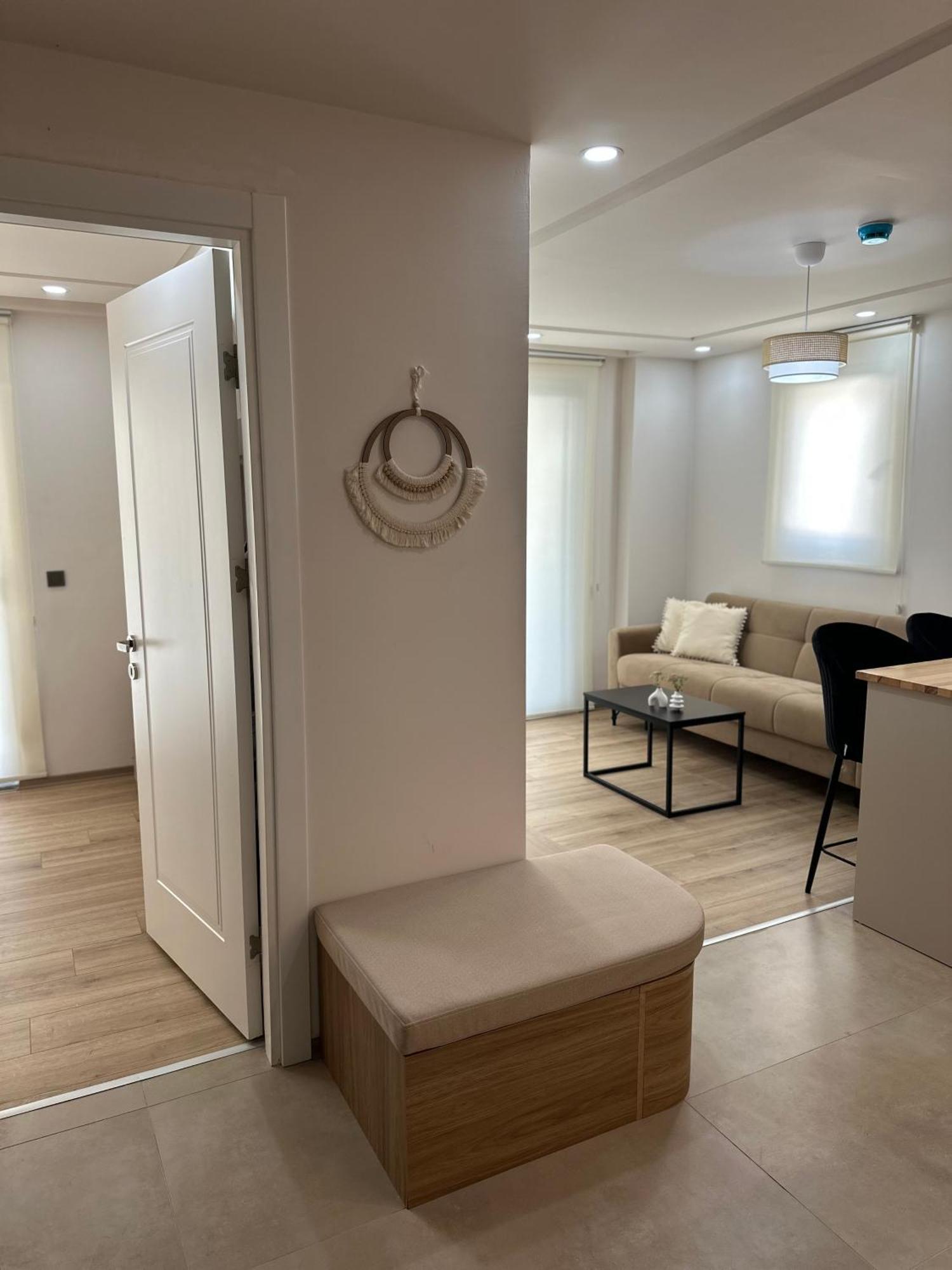Oregano Suites Side Exteriér fotografie