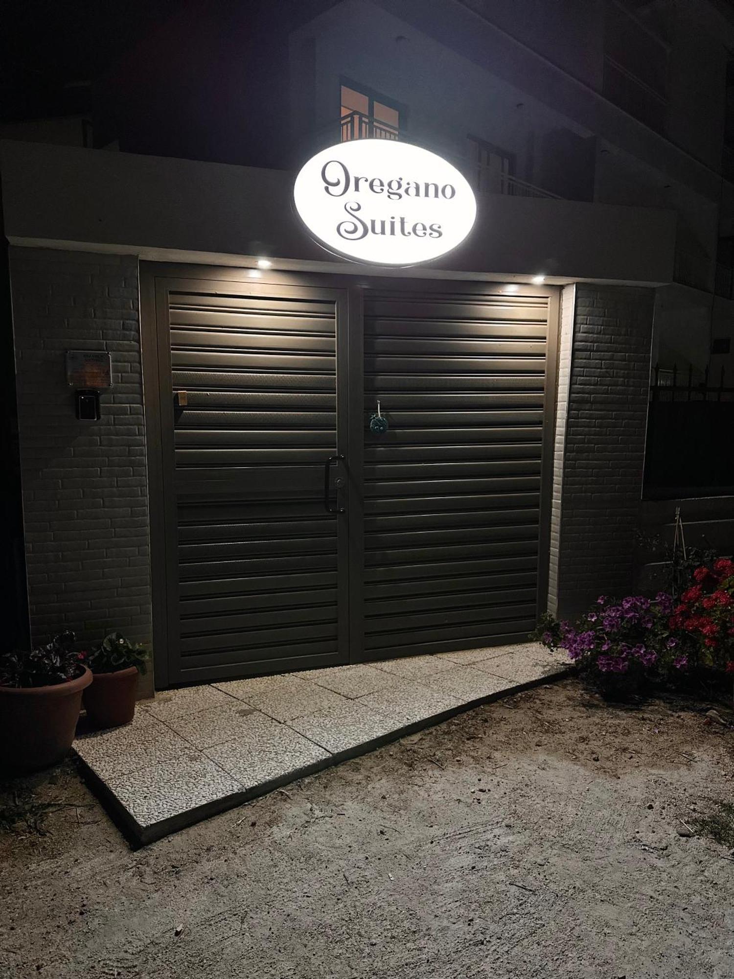 Oregano Suites Side Exteriér fotografie