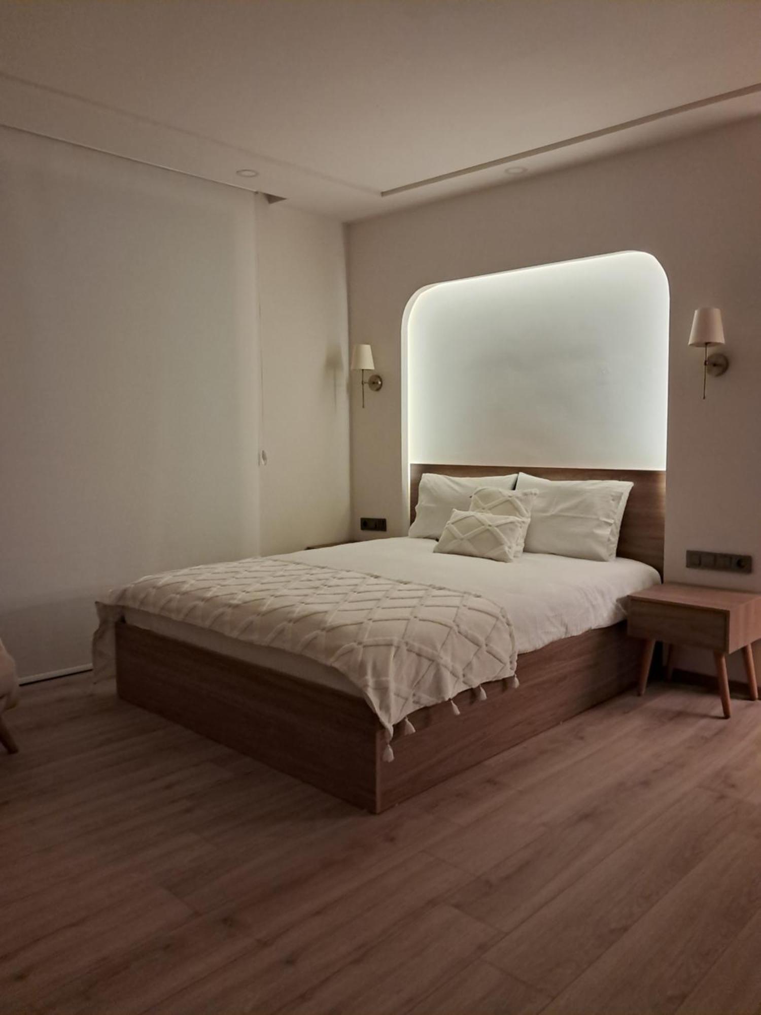 Oregano Suites Side Exteriér fotografie