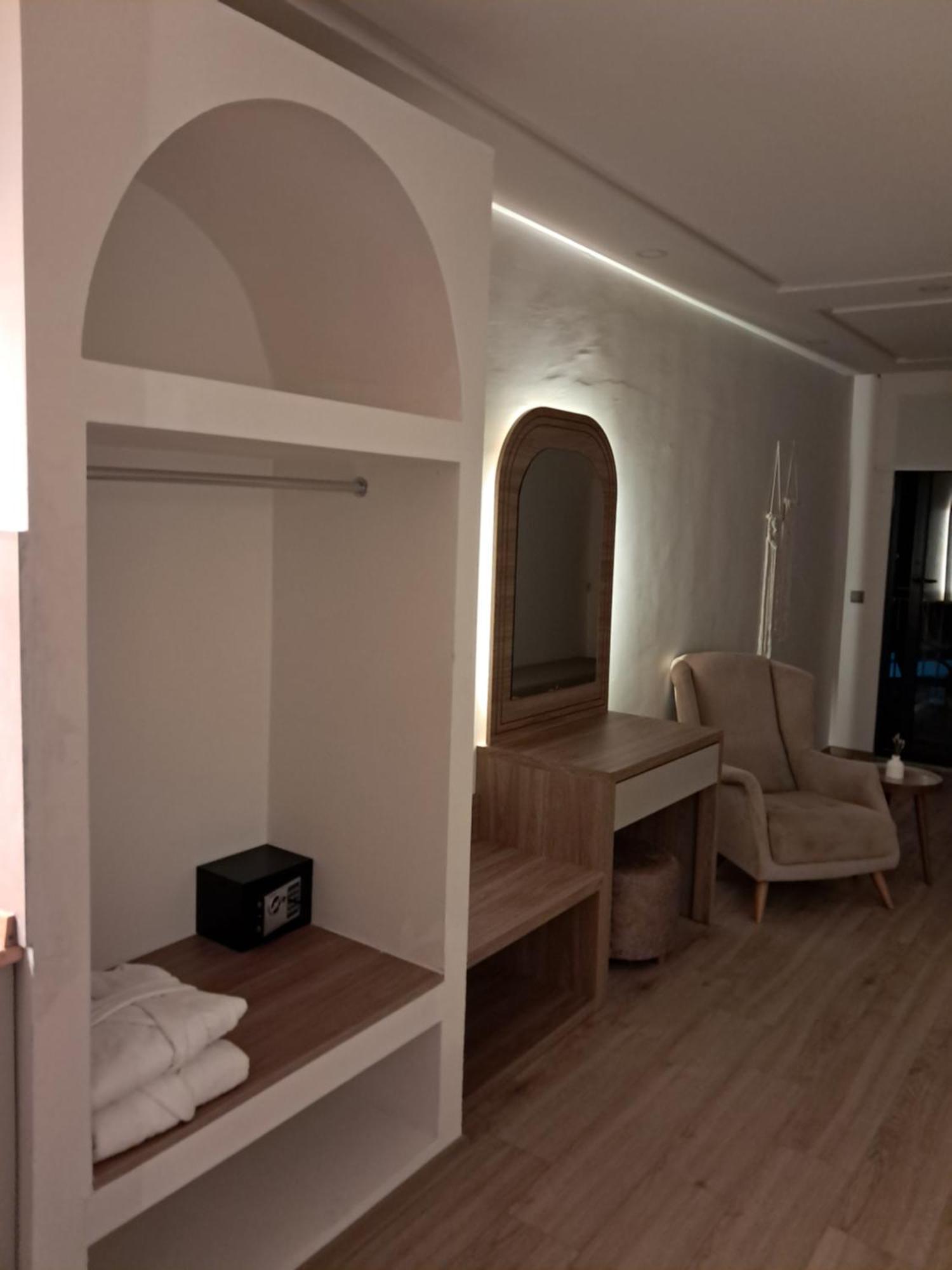 Oregano Suites Side Exteriér fotografie